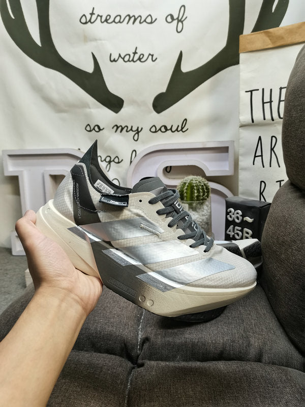 Tênis Premium Line Adizero Adios Pro 4 - Visual impecável e preço acessível!